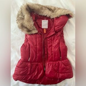 Mayo chic Red Vest Size 6